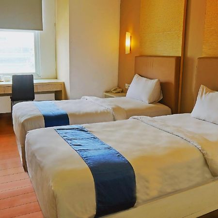 Terraz Tree Hotel Jakarta Ngoại thất bức ảnh