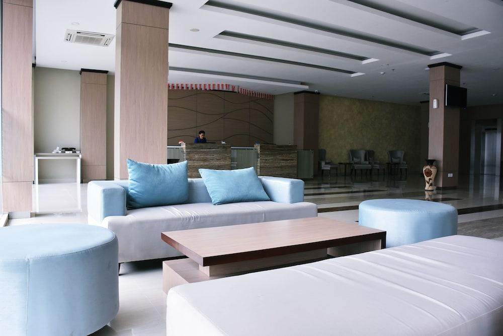 Terraz Tree Hotel Jakarta Ngoại thất bức ảnh