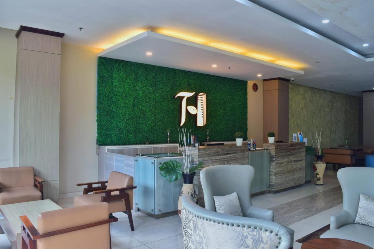Terraz Tree Hotel Jakarta Ngoại thất bức ảnh