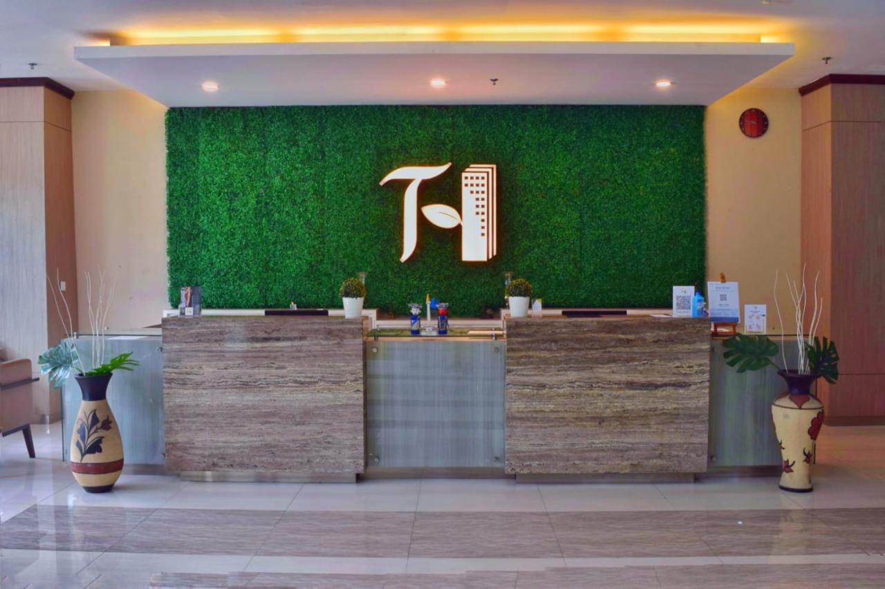 Terraz Tree Hotel Jakarta Ngoại thất bức ảnh