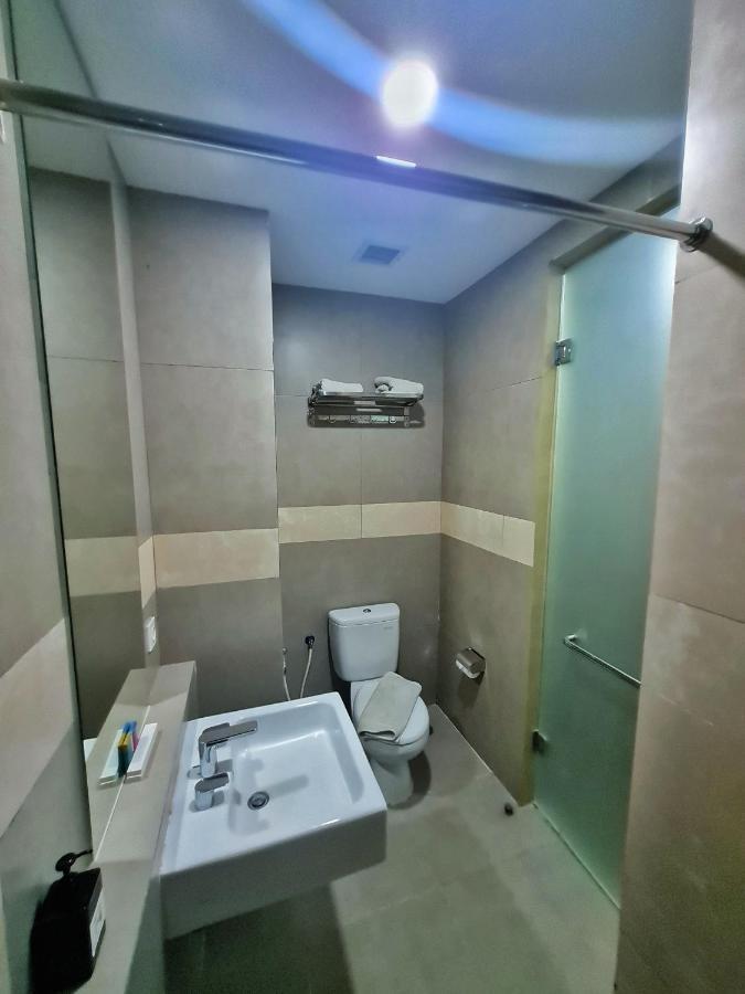 Terraz Tree Hotel Jakarta Ngoại thất bức ảnh