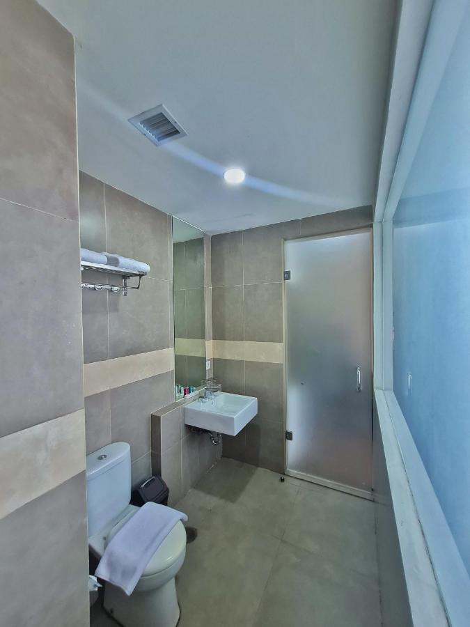 Terraz Tree Hotel Jakarta Ngoại thất bức ảnh