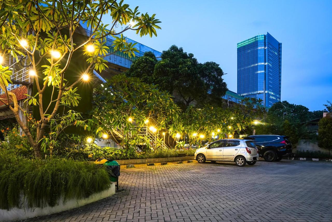 Terraz Tree Hotel Jakarta Ngoại thất bức ảnh