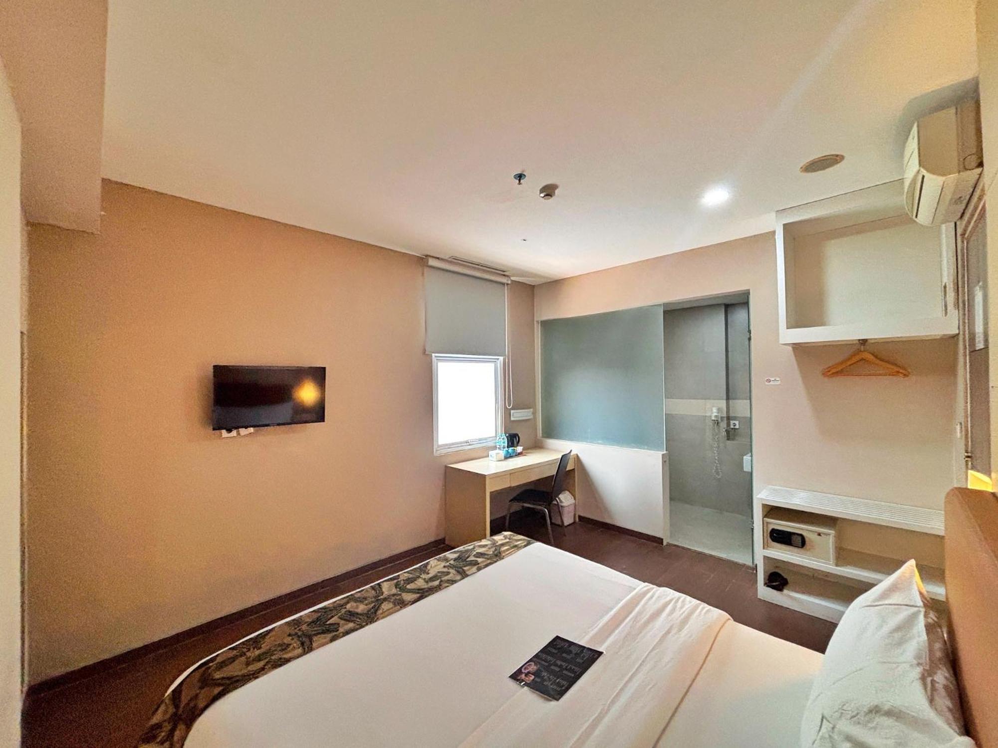 Terraz Tree Hotel Jakarta Ngoại thất bức ảnh