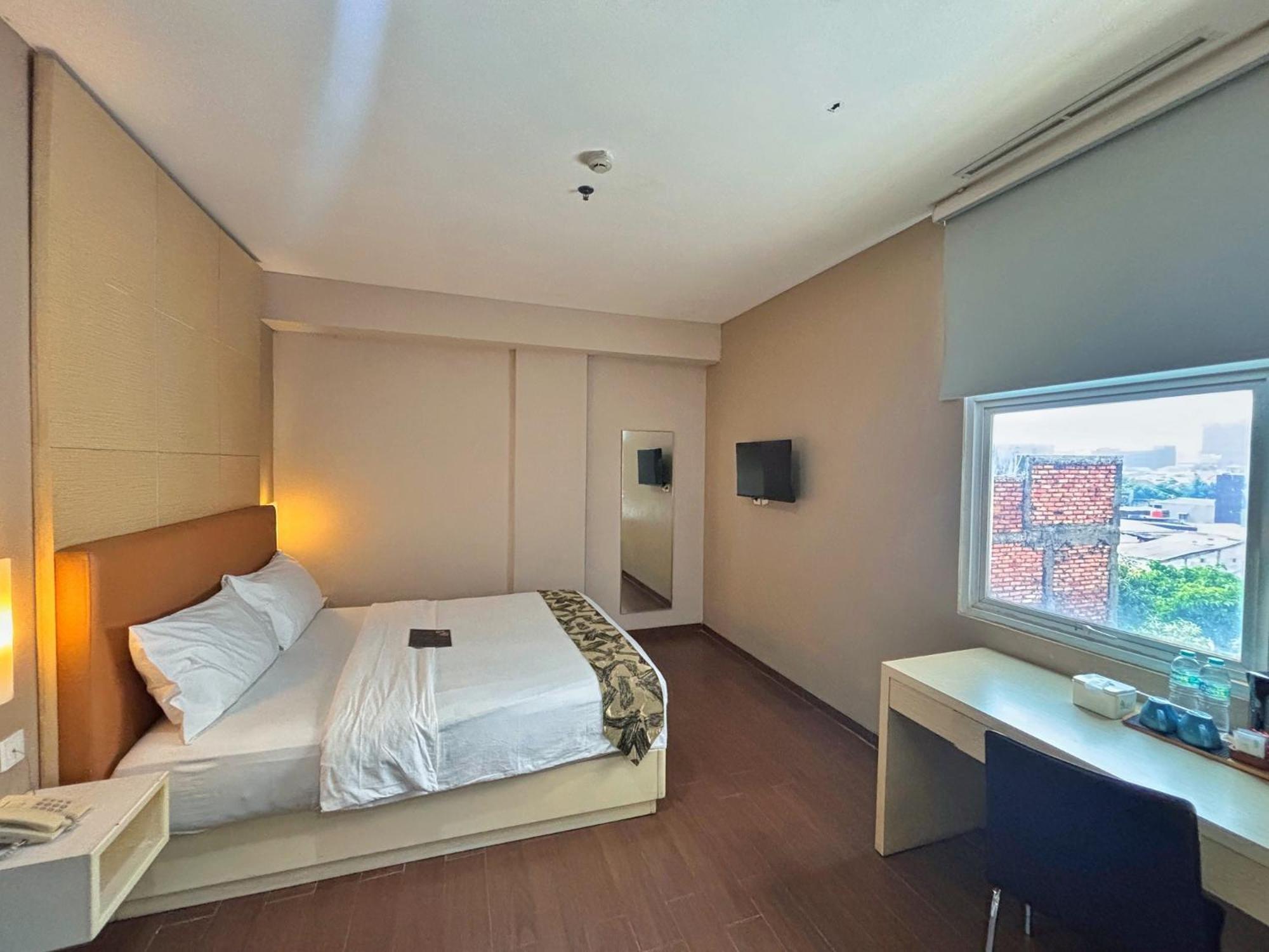 Terraz Tree Hotel Jakarta Ngoại thất bức ảnh