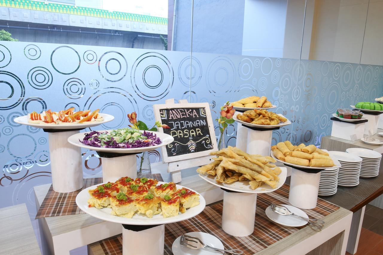 Terraz Tree Hotel Jakarta Ngoại thất bức ảnh